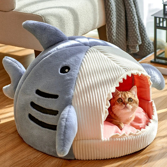 Closed Cat Bed - Warm House with Pillow and Mat