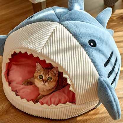 Closed Cat Bed - Warm House with Pillow and Mat